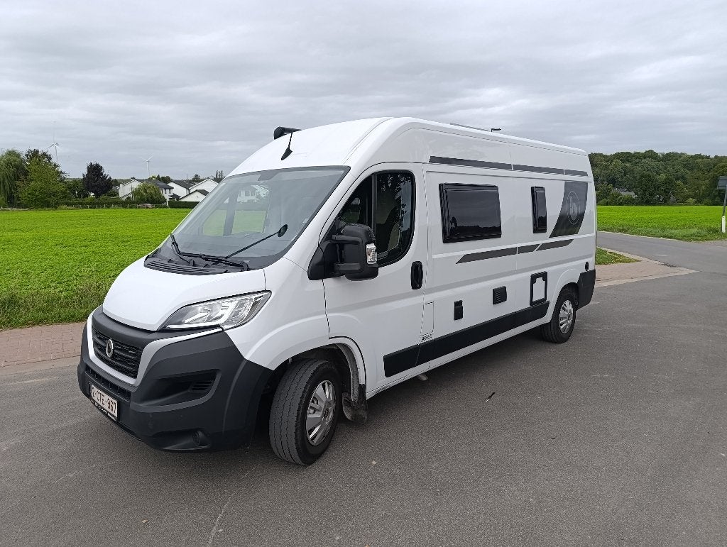 'Benny' de campervan benimar 120 up (FIAT DUCATO) zoekt ..., Siège de train, Jusqu'à 4, 5 à 6 mètres, Fiat