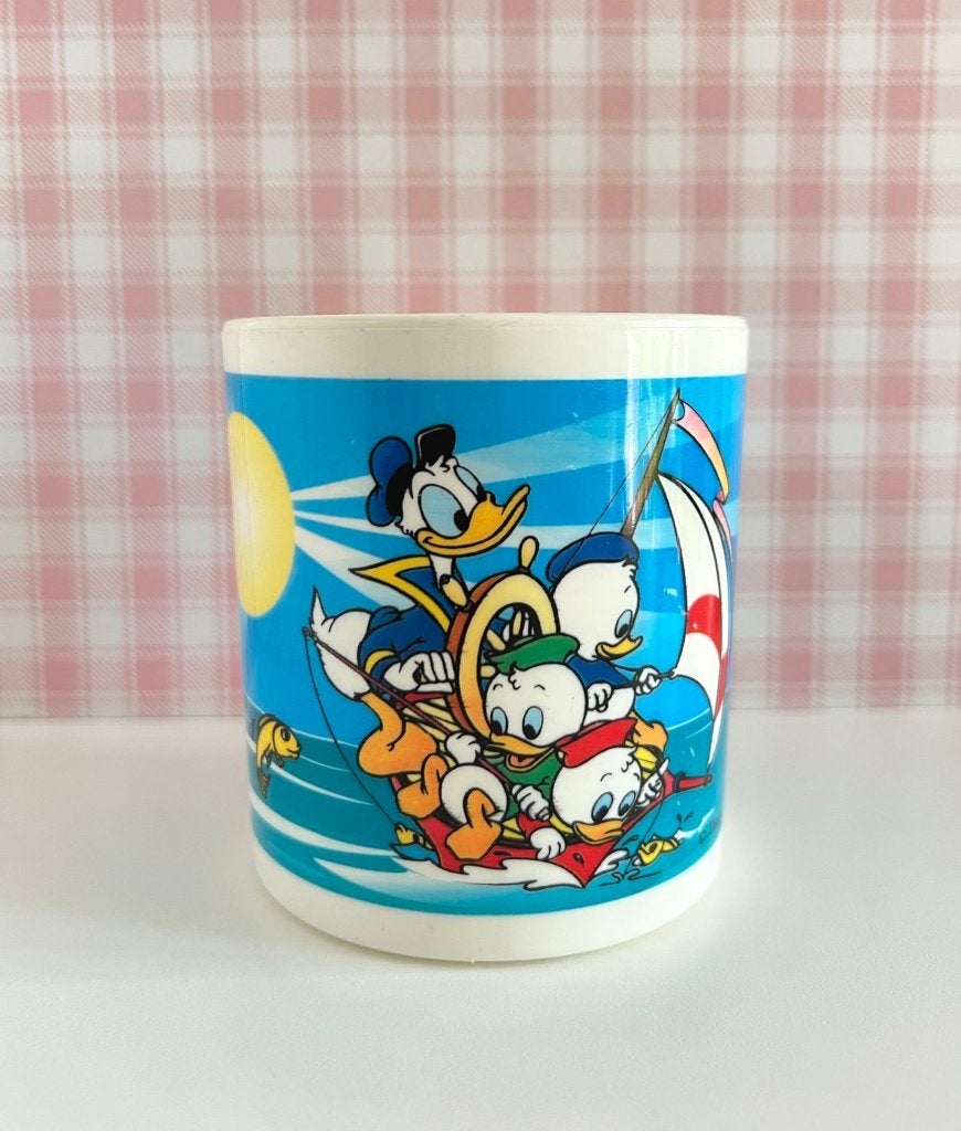Tasse Donald et ses 3 neveux sur un bateau, Collections, Enlèvement ou Envoi, Aucun, Service, Utilisé