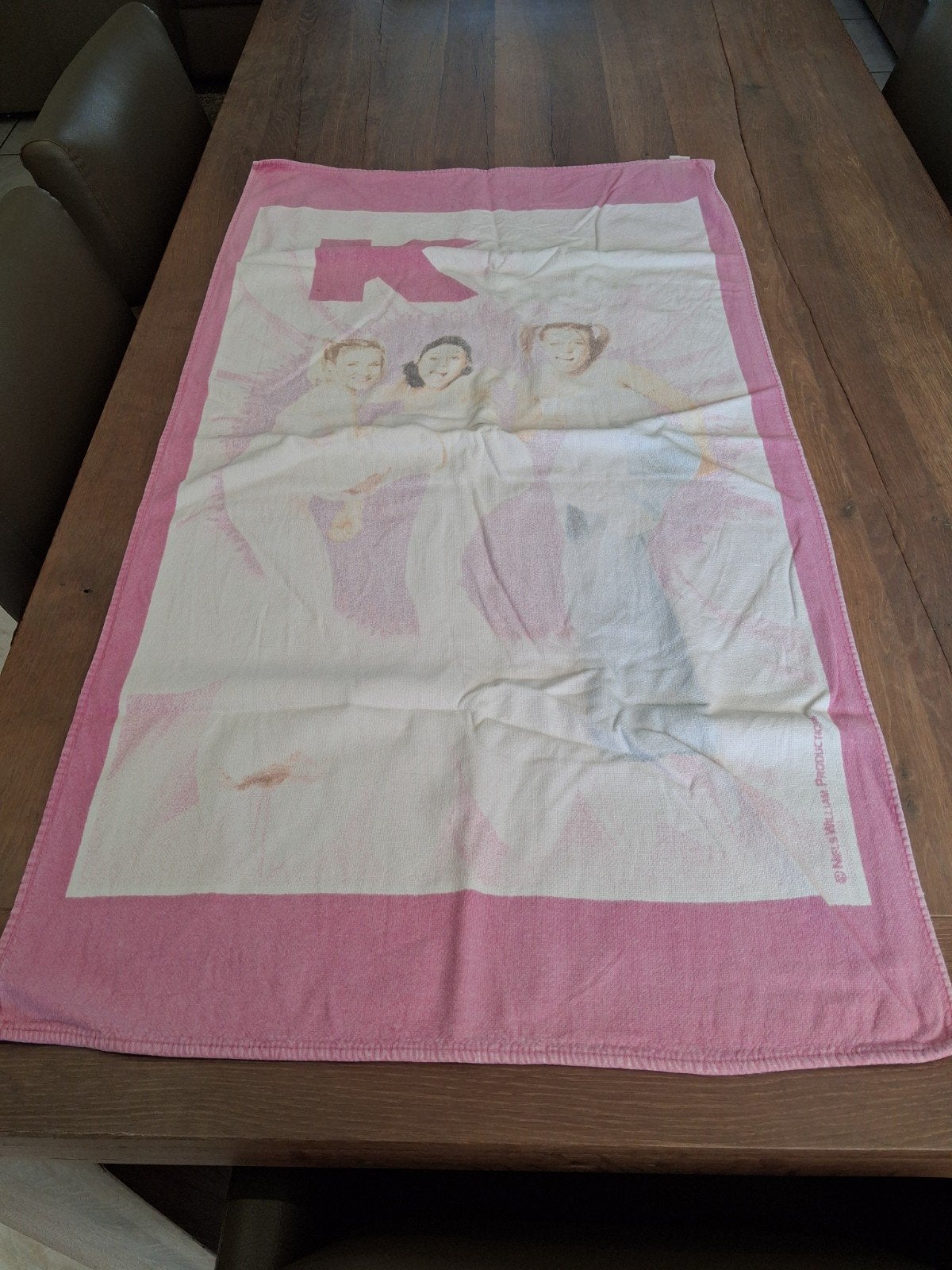 De originele K3 badhanddoek met de OG's, Enlèvement ou Envoi