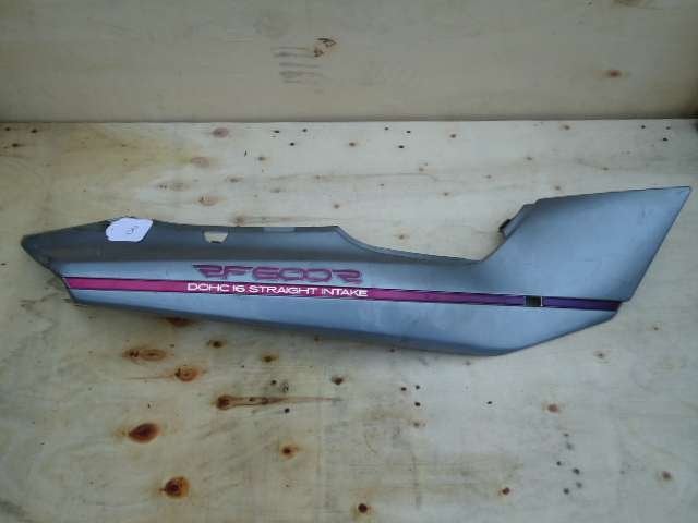 RF600 1993 - 1997 Suzuki Kuipdeel Kuipdeel kont D1-18346