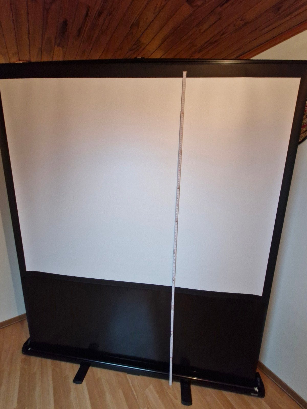 Écran de projection ou écran de projection Da-Lite de 80 pou, Enlèvement, Comme neuf