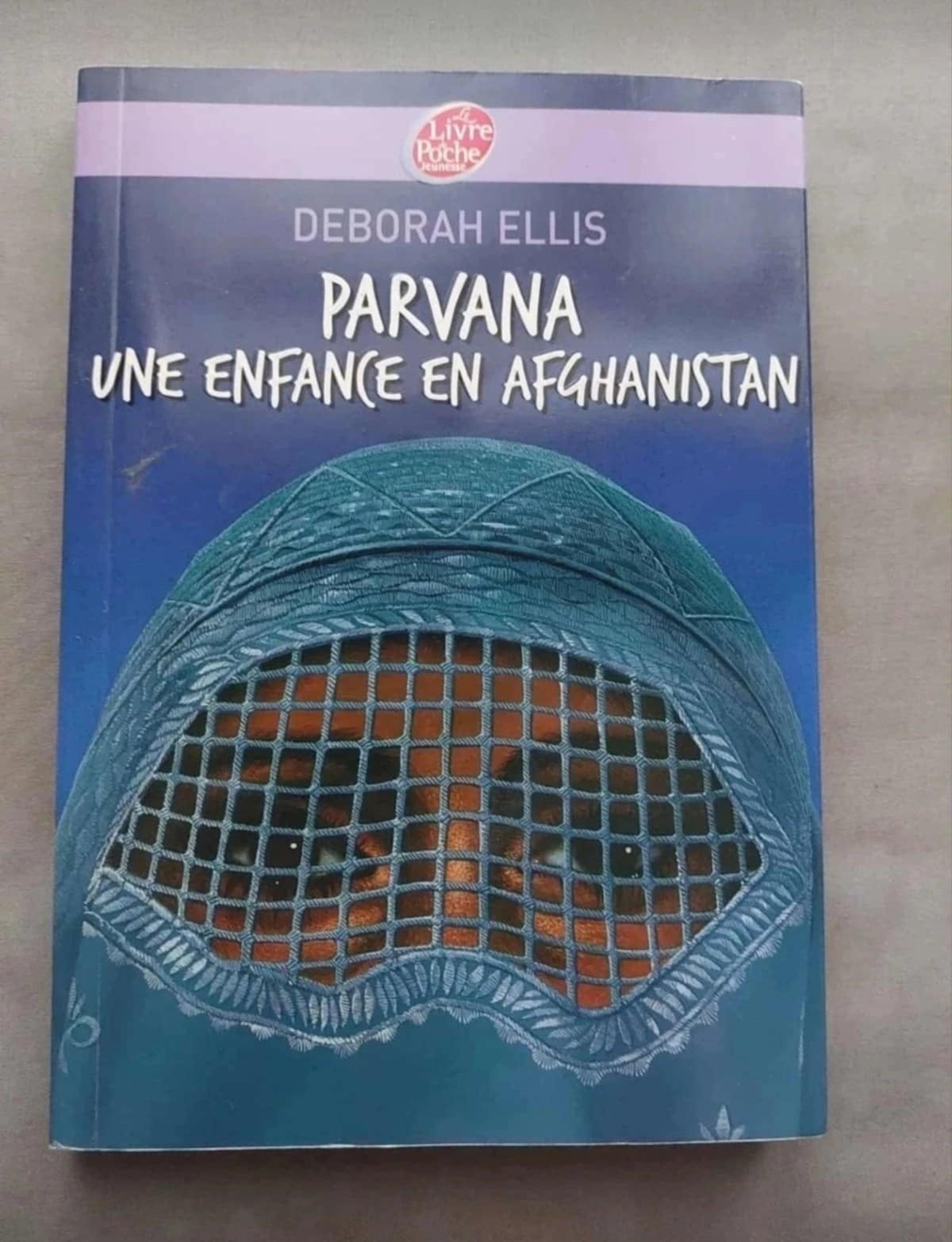 Parvana, une enfance en Afghanistan, Enlèvement, Utilisé