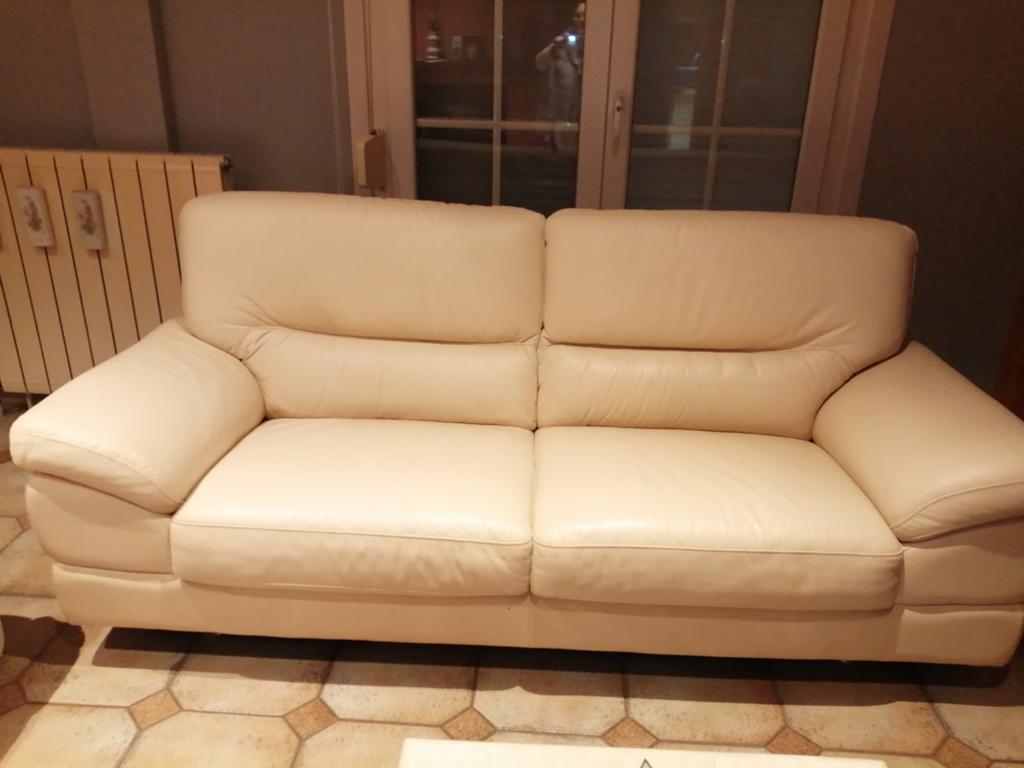 Canapé  /divan en cuir beige 215x100cm en bon état, Enlèvement, Cuir
