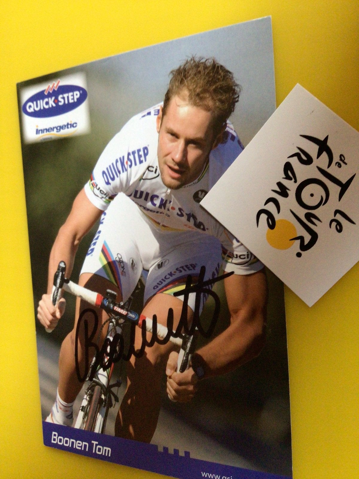 Wielerkaart wk team quick step tom boonen signe, Sports & Fitness, Cyclisme, Envoi