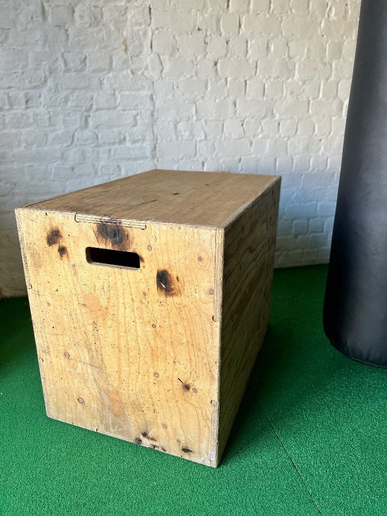 Jump box en bois, Enlèvement, Utilisé