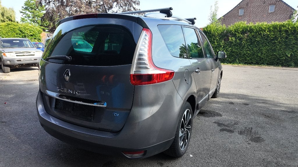 Renault Grand Scénic 7-zit | Bose Edition | Gekeurd, Autos, 1197 cm³, Argent ou Gris, Achat, Euro 6