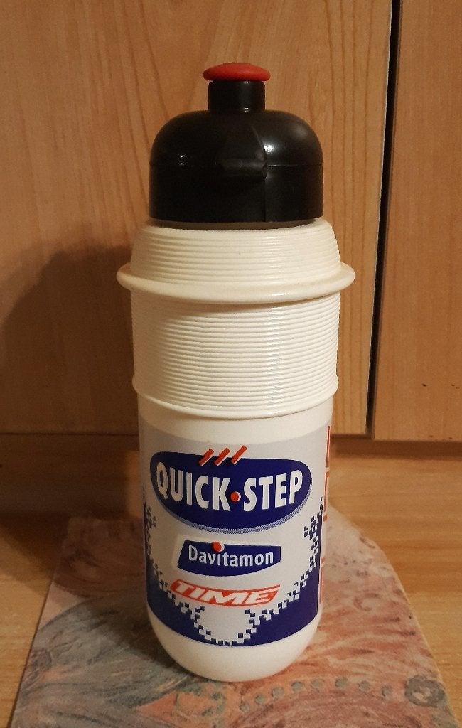 WIELRENNEN CYCLSME DRINKBUS BIDON TEAM QUICK STEP, Ophalen of Verzenden