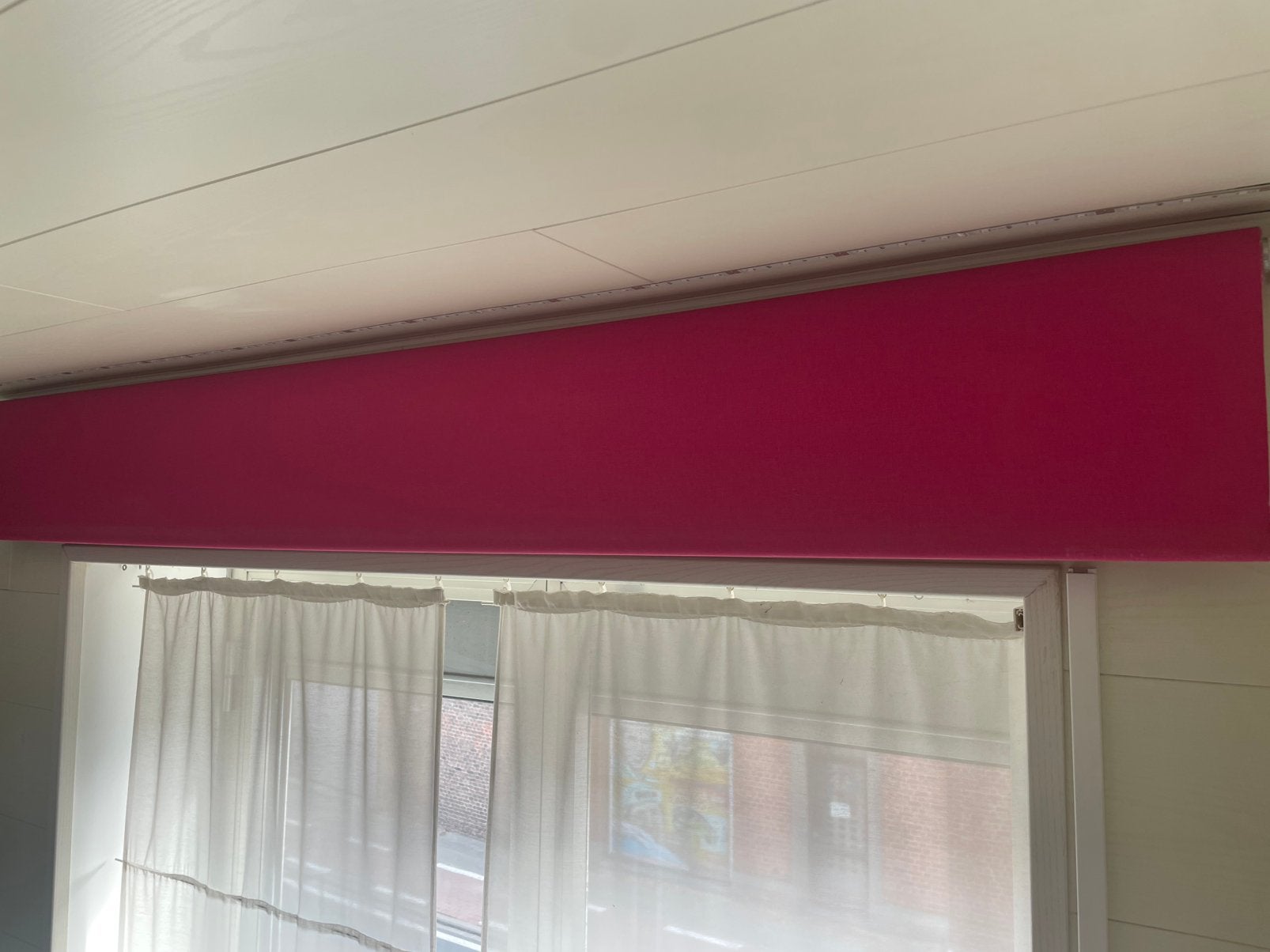 Rolgordijn 1,5m b x 1,8m l, Huis en Inrichting, Ophalen, Zo goed als nieuw, Roze, Rolgordijn