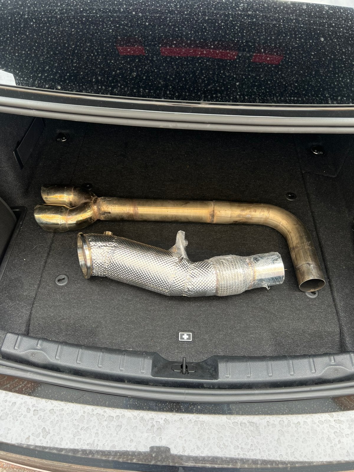 Downpipe + einddemper delete BMW 330e F30 B48, Auto diversen, Tuning en Styling, Ophalen