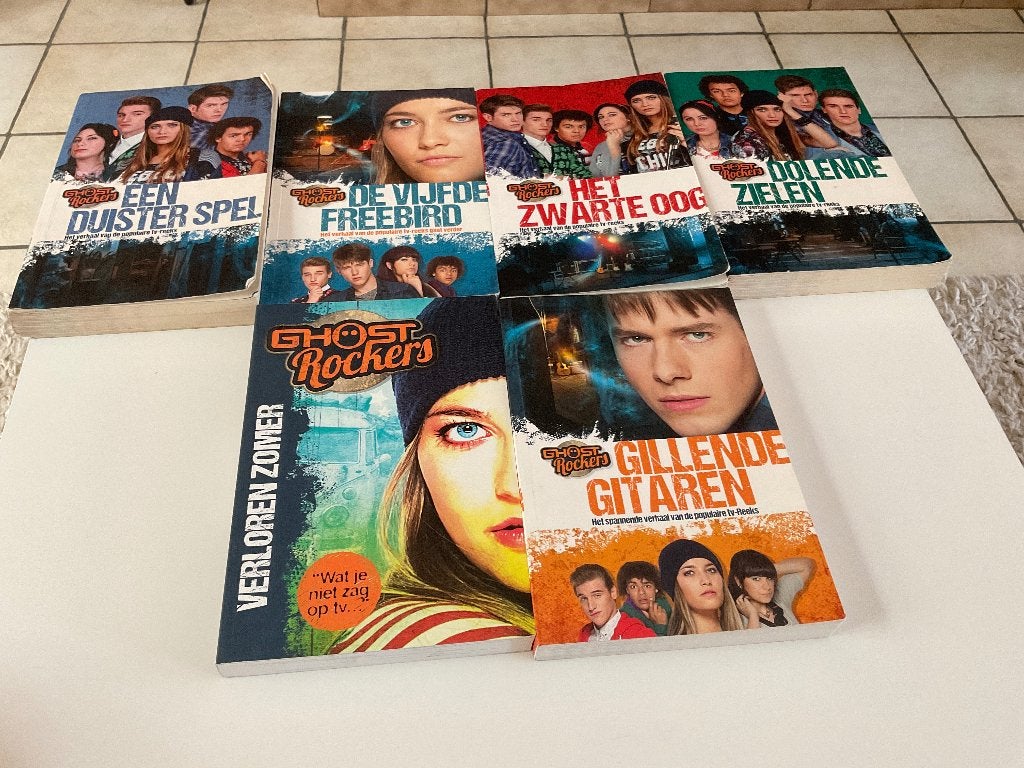 Ghost rockers boeken 6 stuks 10 euro stuk, Ophalen, Studio 100, Zo goed als nieuw, Fictie