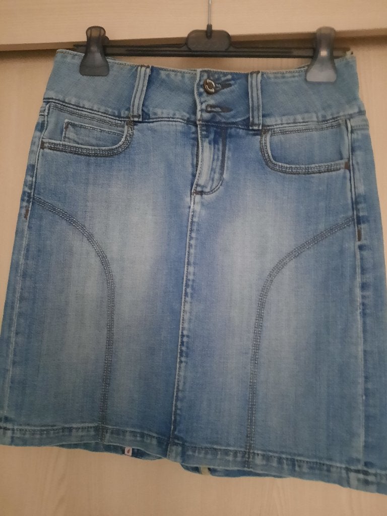 Jeansrok Fracomina 42, Kleding | Dames, Rokken, Fracomina, Maat 42/44 (L), Ophalen of Verzenden, Knielengte