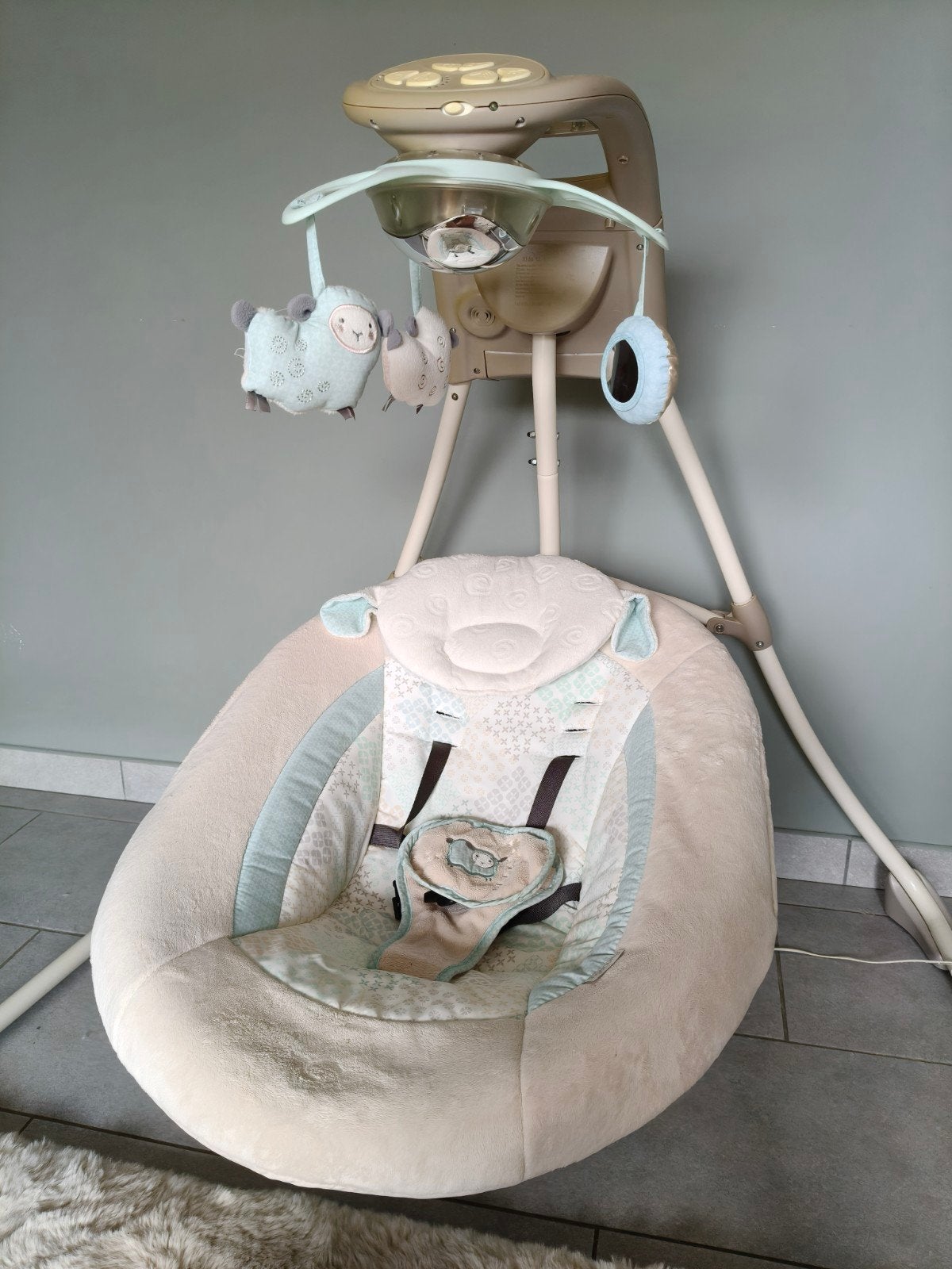 Babyswing Ingenuity, Kinderen en Baby's, Schommelstoel, Met gordel(s) of riempje(s), Zo goed als nieuw, Ophalen