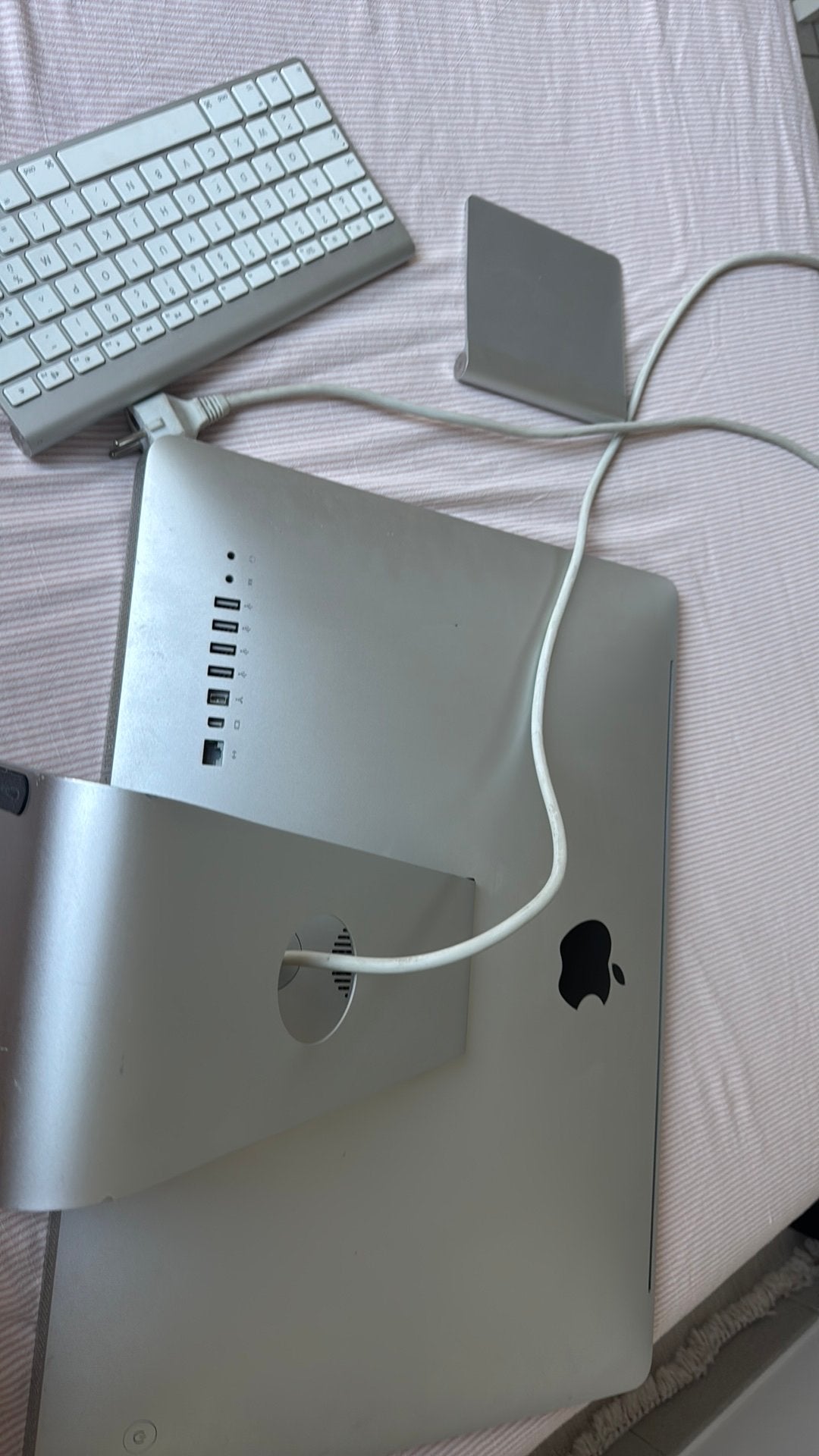 Apple iMac 24” met Apple toetsenbord en Magic Trackpad, Computers en Software, Ophalen, IMac