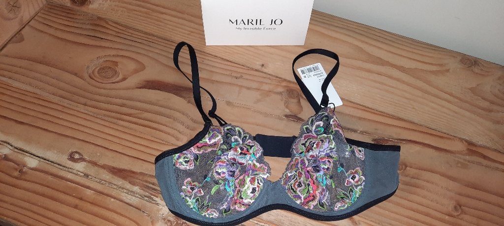 Nouveau soutien-gorge de Marie Jo, Marie Jo, Enlèvement ou Envoi, Soutien-gorge