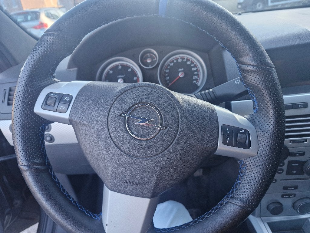 Opel astra gtc anne 2009, Autos, Argent ou Gris, Achat, 110 kW, Entreprise