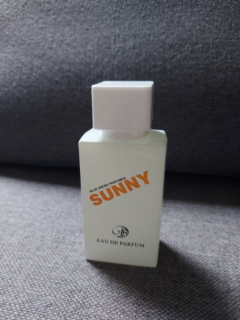 Sunny parfum, Verzamelen, Parfumverzamelingen, Verzenden, Nieuw, Parfumfles