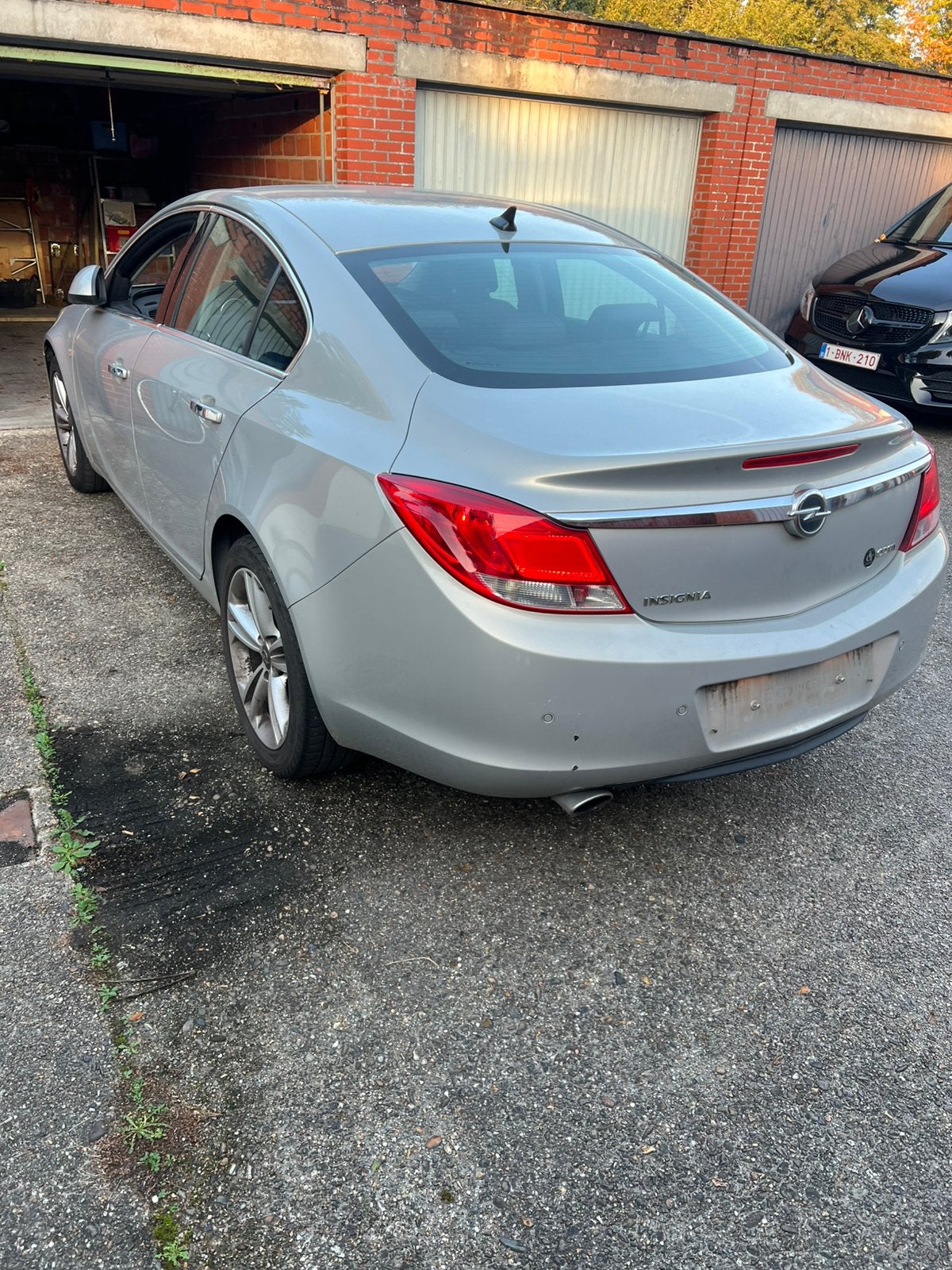Opel insignia 2.0cdti 2009 e5 sedan export, Auto's, Euro 5, Zwart, 4 cilinders, 96 kW