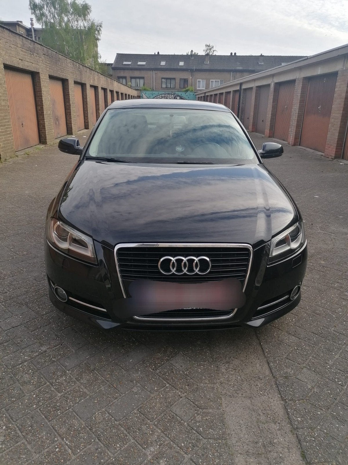 Audi A3 2010 142000 km Euro 4 Benzine, Auto's, Audi, Voorwielaandrijving, 75 kW, Stof, Zwart
