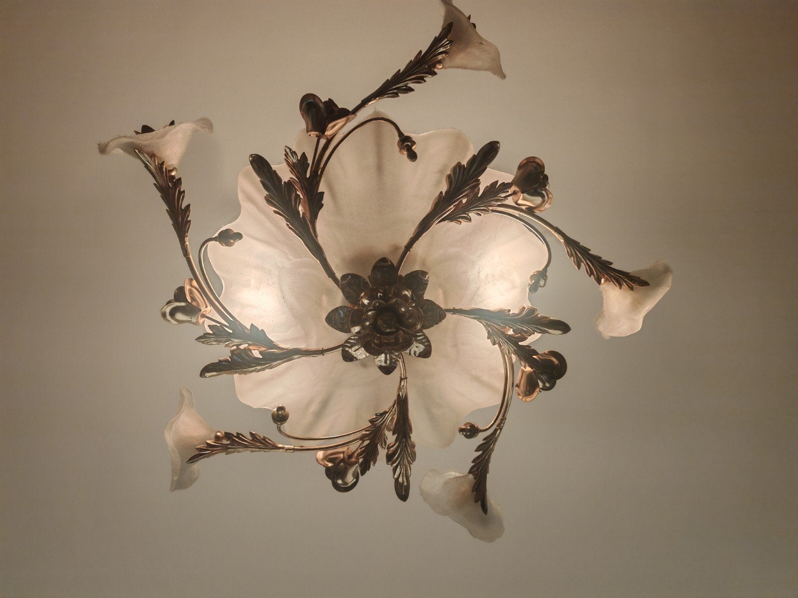Lustre style Murano fleurs en verre et plaqué or, Maison & Meubles, Enlèvement, Verre