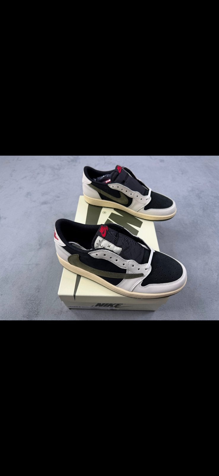 Nike Air Jordan 1 Low travis scott - Maat 44, Enlèvement ou Envoi, Neuf, Baskets