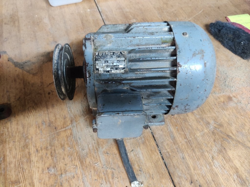 Electro motor 380 v  met zaagas  en topie as, Doe-het-zelf en Bouw, Ophalen, Gebruikt, Elektromotor