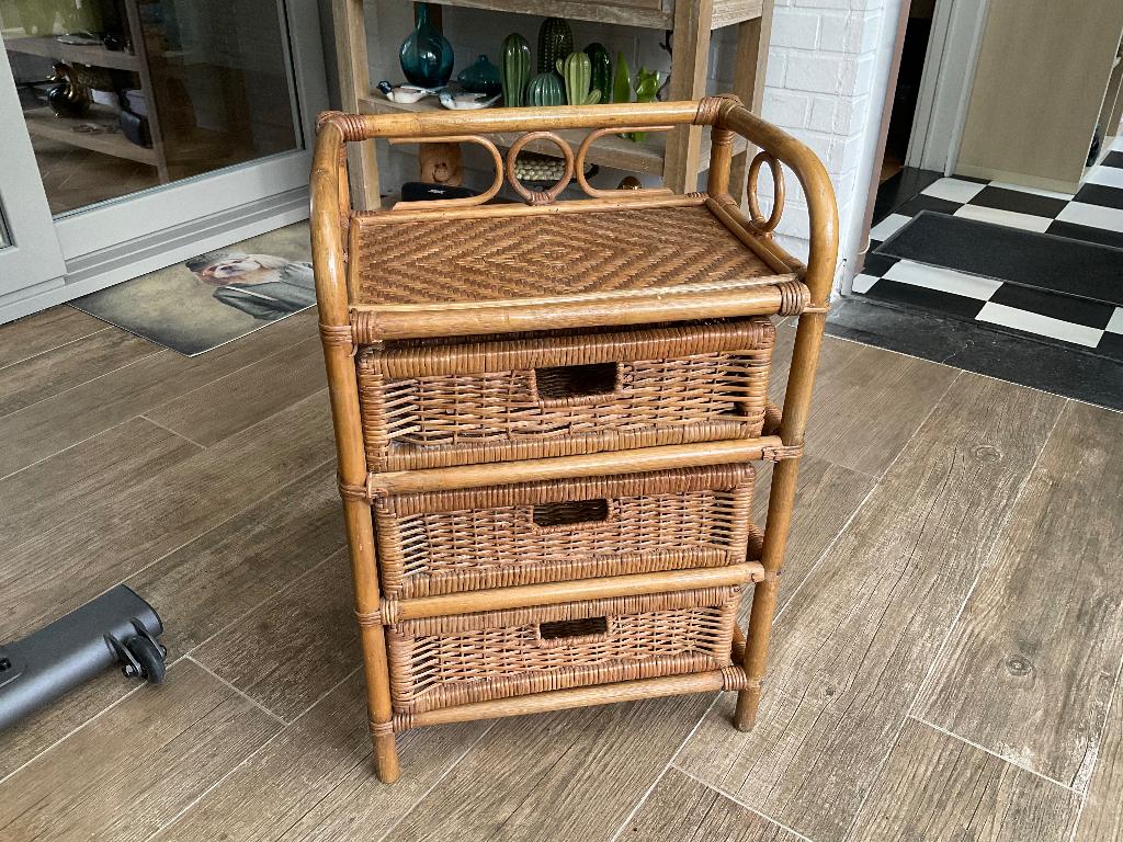 Rotan kastje met laden - rotan ladekastje, Ophalen