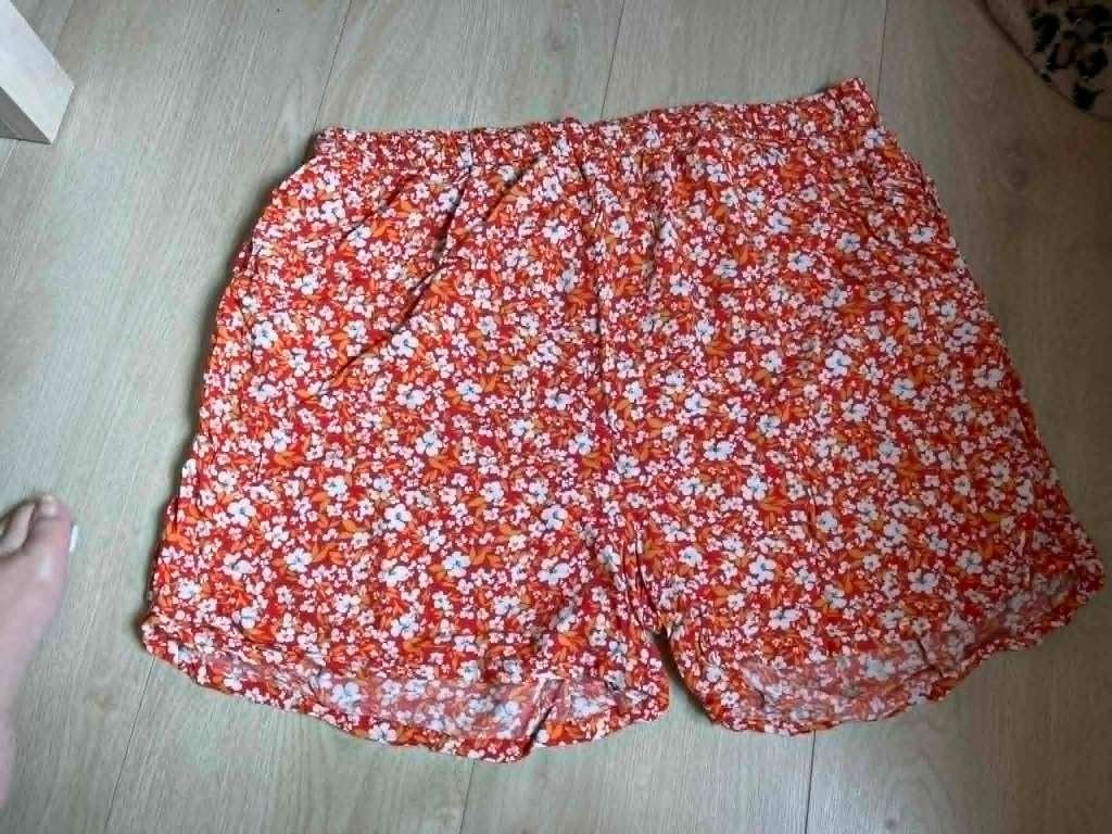 short only carmakoma 50-52, Vêtements | Femmes, Grandes tailles, Only carmakoma, Enlèvement ou Envoi, Porté, Pantalon ou Jeans