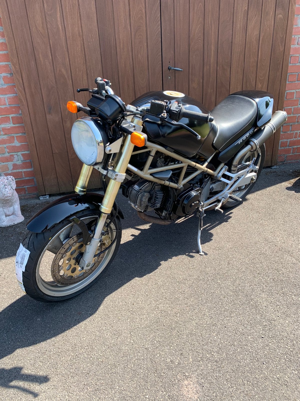 Ducati Monster 600