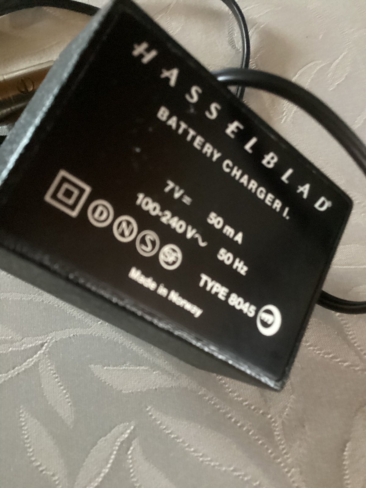 Hasselblad battery charger, Audio, Tv en Foto, Ophalen of Verzenden, Zo goed als nieuw