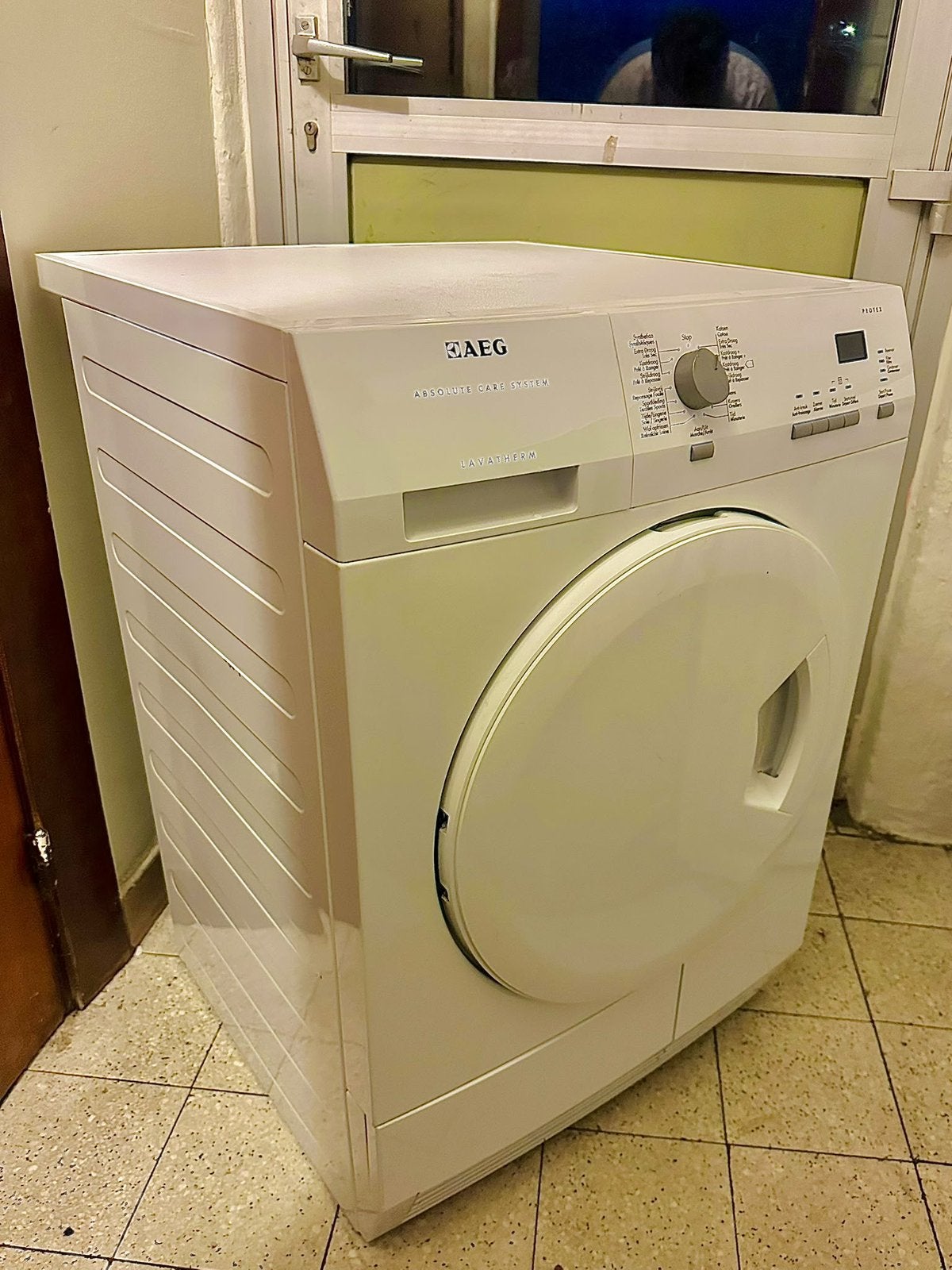 Te koop angeboden :AEG lavatherem protex droogkast, Elektronische apparatuur, Ophalen of Verzenden, Zo goed als nieuw