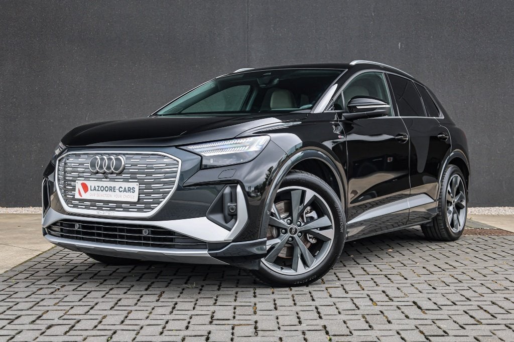 Audi Q4 e-tron 82 kWh 45 Quattro Corporate-ACC-Carplay, Auto's, Audi, Automaat, 4 deurs, Parkeersensor, Beige
