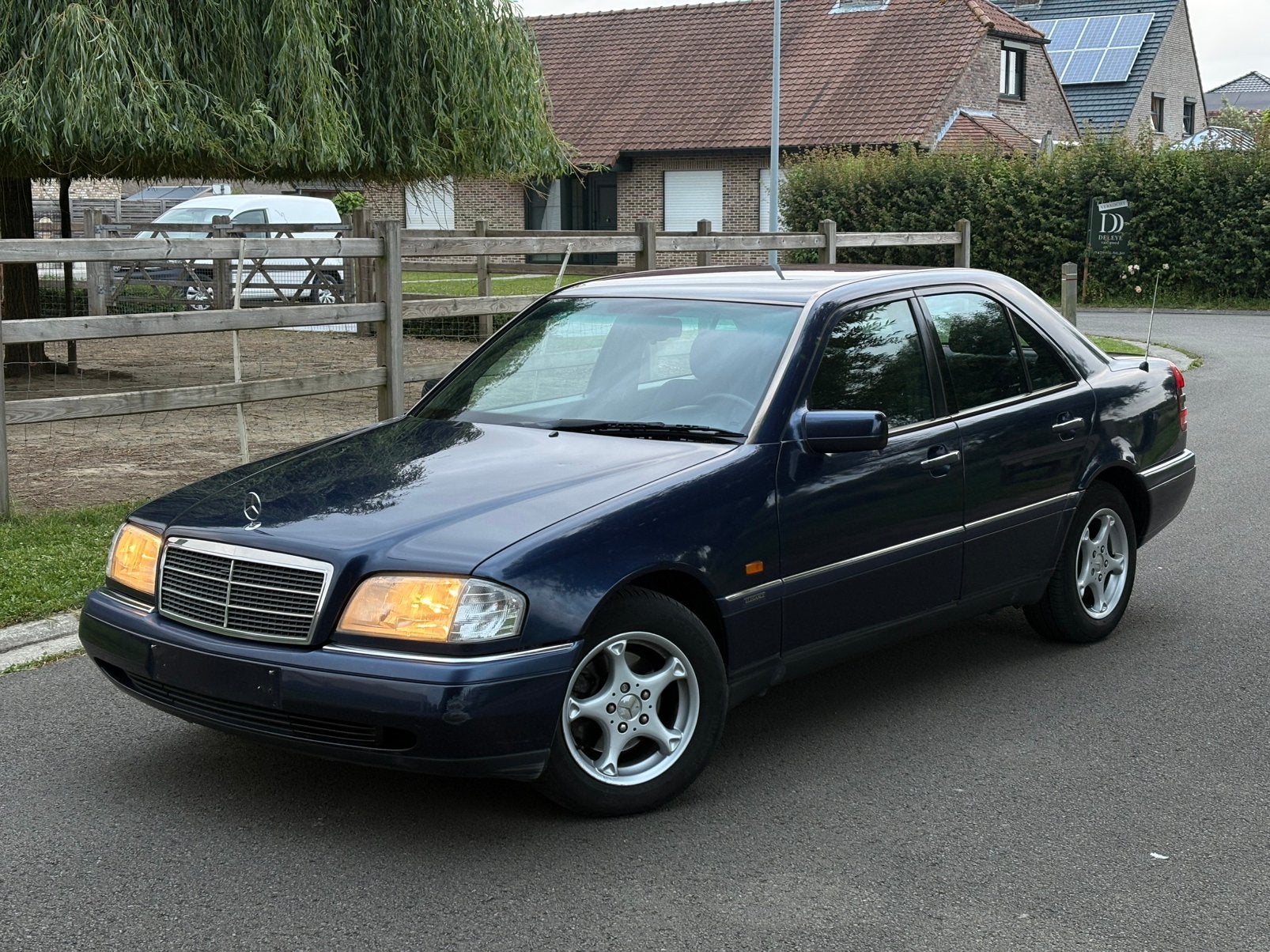 Mercedes-Benz C180 Airco  – Automaat – Gekeurd Oldtimer, Auto's, Automaat, Centrale vergrendeling, Bedrijf, C-Klasse