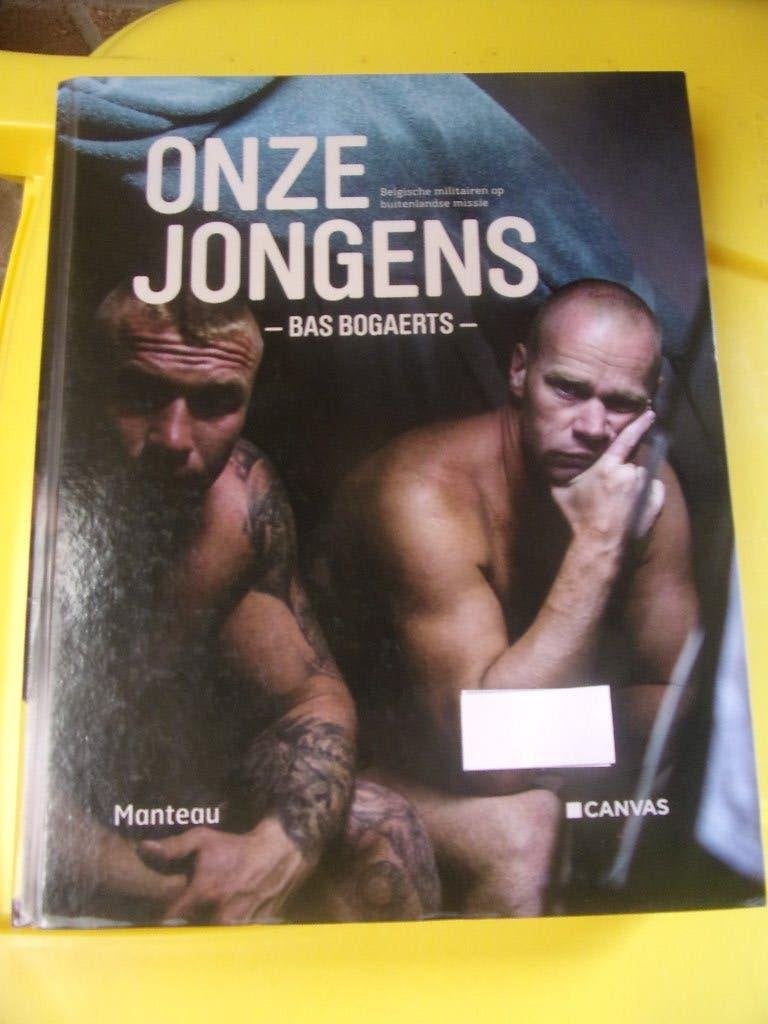 Fotoboek : ONZE JONGENS (Bas Bogaerts), Ophalen of Verzenden, Zo goed als nieuw, BAS BOGAERTS