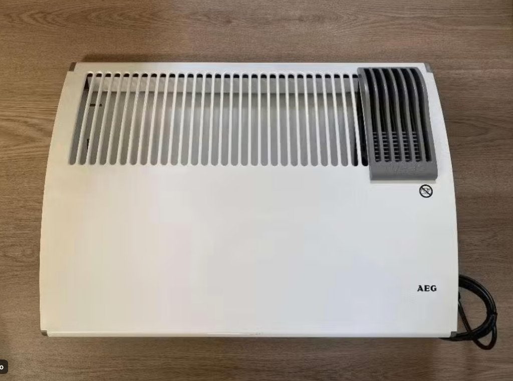 AEG convector 2000W + thermostaat (2 stuks), Ophalen, 30 tot 80 cm, Overige typen, Zo goed als nieuw