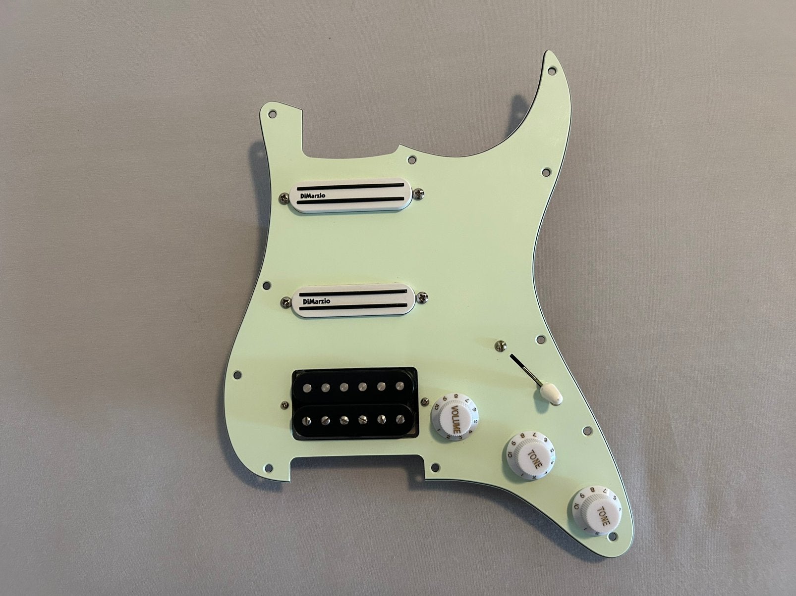 Dimarzio loaded andy timmons pickguard at-1 en 2 cruiser’s, Muziek en Instrumenten, Ophalen, Zo goed als nieuw