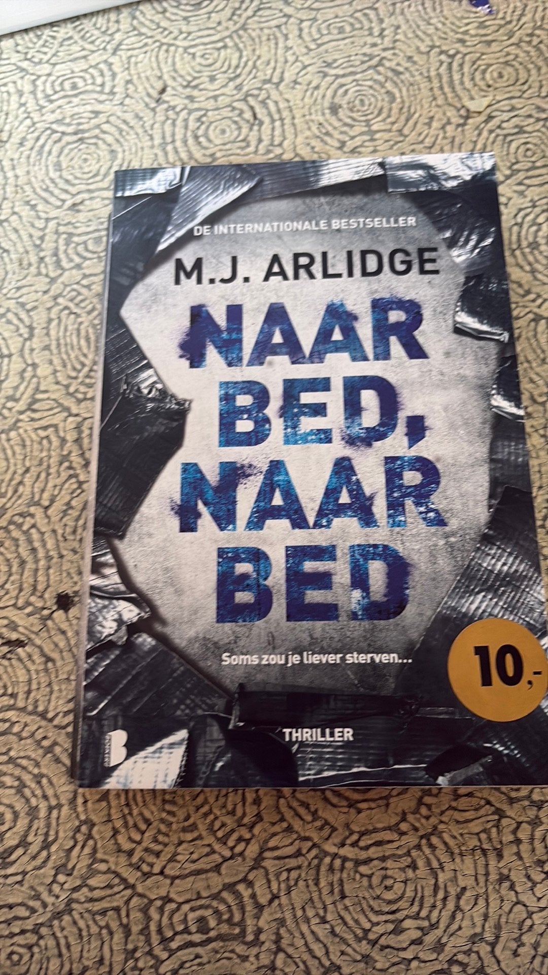 M.J. Arlidge - Naar bed, naar bed, Boeken, Ophalen, M.J. Arlidge, Nederland