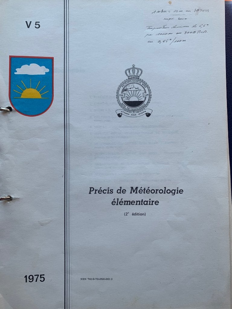 Précis de Météorologie élémentaire Force Aérienne Belge 1975, Collections, Enlèvement ou Envoi, Armée de l'air, Autres types