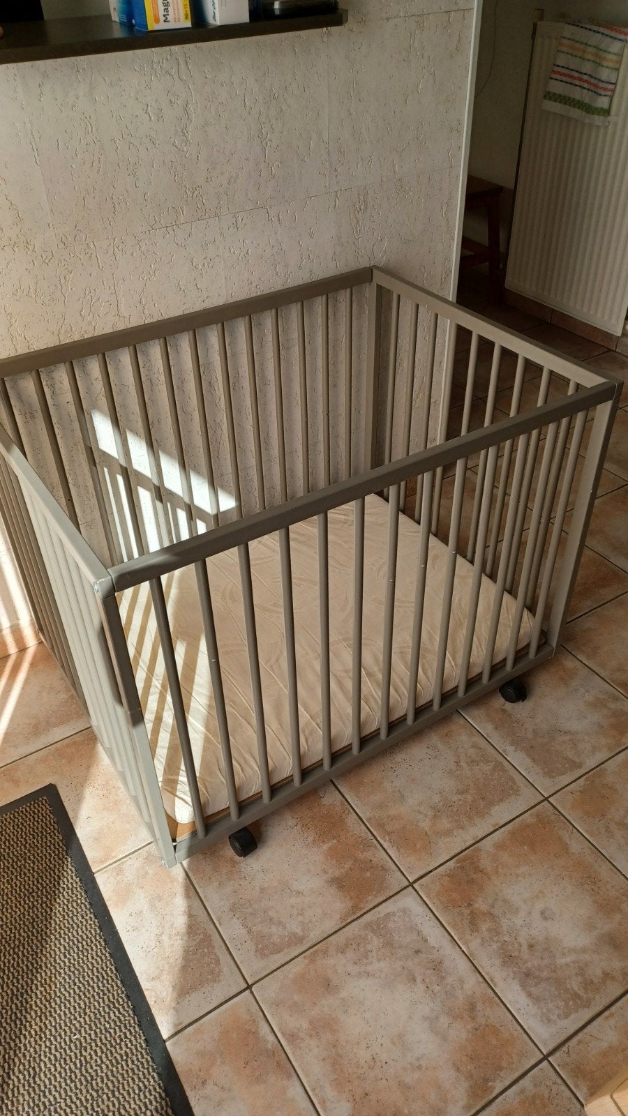 Kinder park gebruikt bij groot ouders enkel afhalen en cash, Kinderen en Baby's, Babyparken, Ophalen