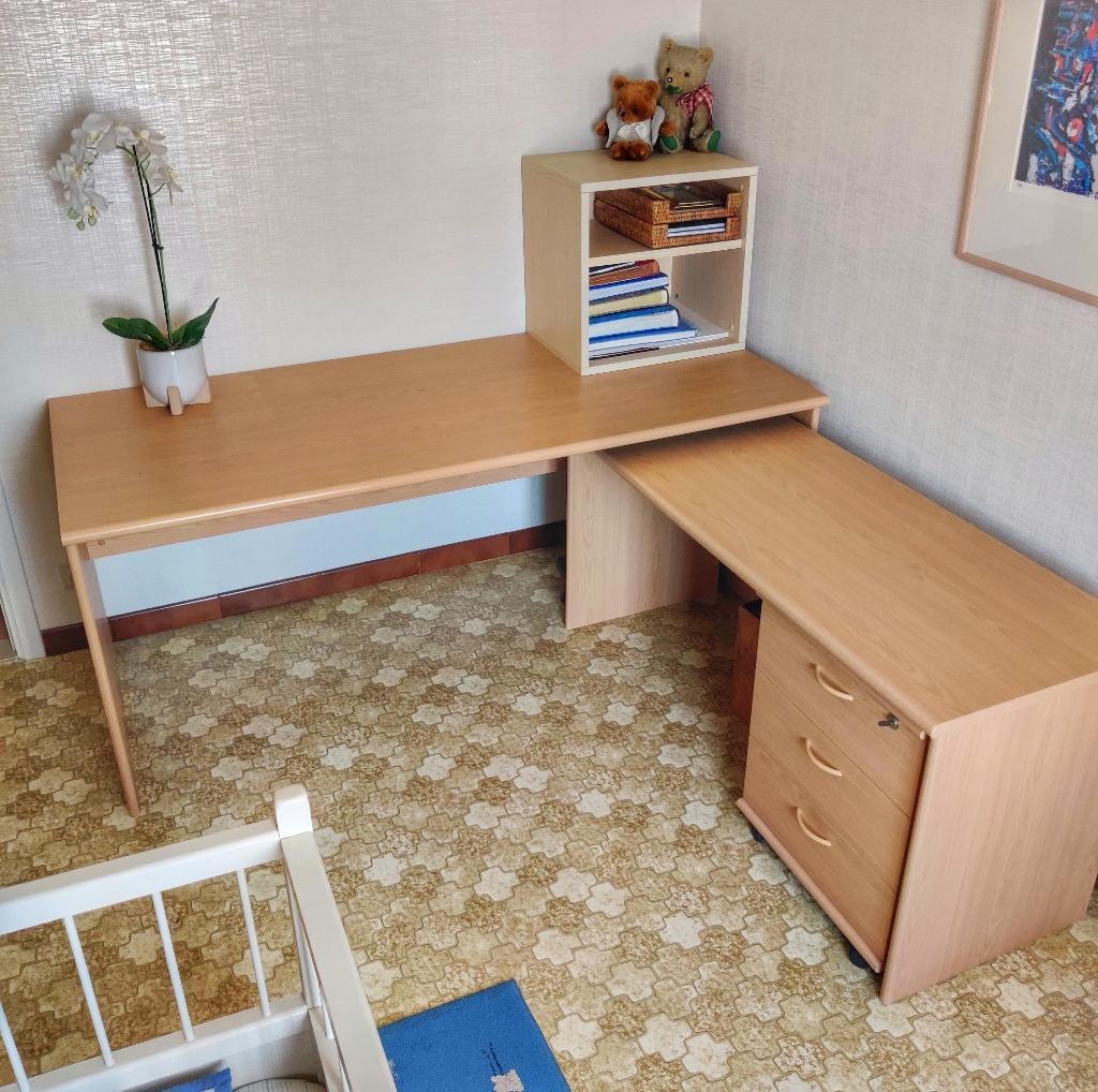 Hoekbureau + computertafel + bureaustoel in nieuwstaat, Enlèvement, Comme neuf