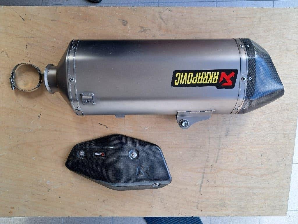Akrapovic uitlaat ktm adventure 1050 -  1190 - 1290, Enlèvement, Utilisé
