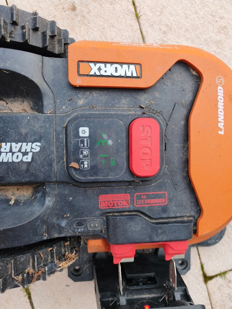 Lot de deux robot tondeuse, Enlèvement, Utilisé, 20 à 25 cm, WORX