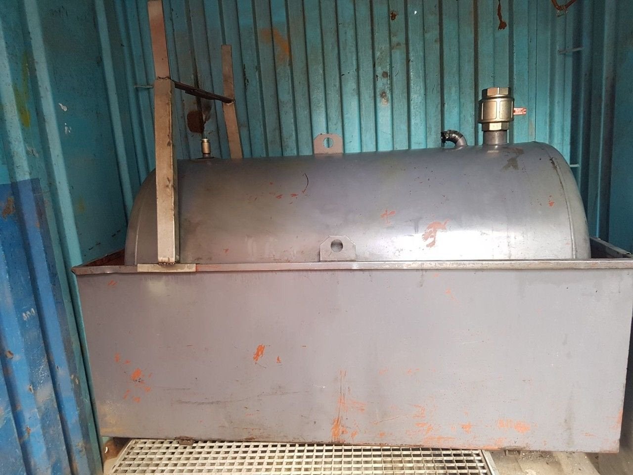 ASECOS Opslagtank afgewerkte olie (bj 2007), Zakelijke goederen