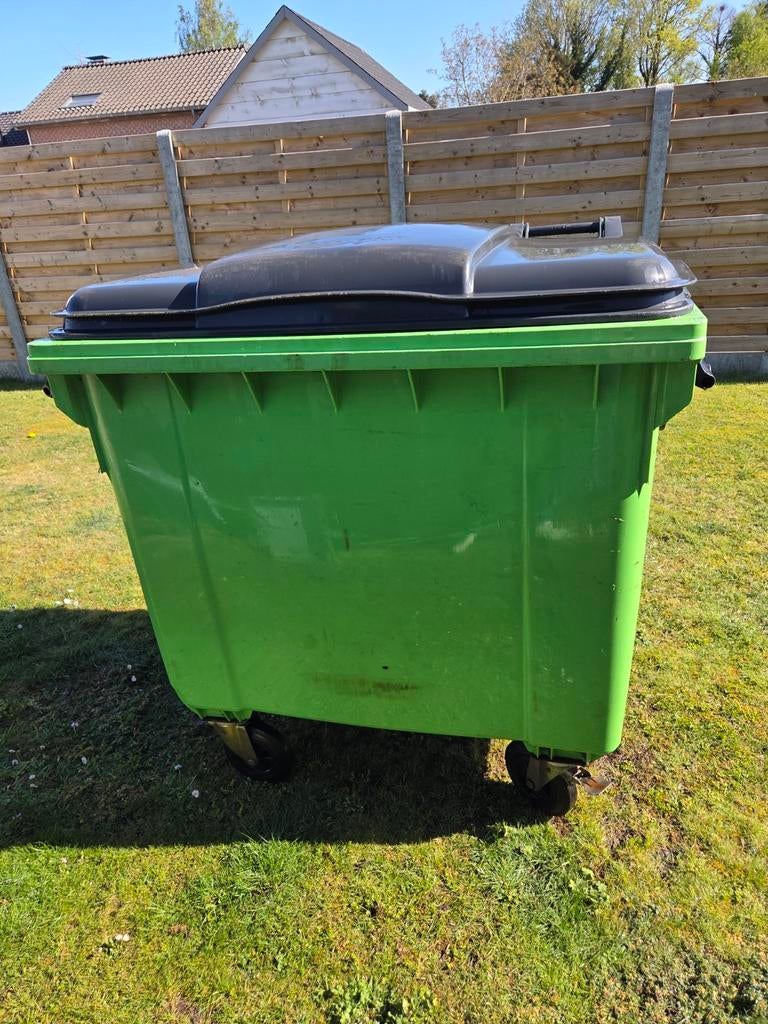 Container 1100l, Ophalen