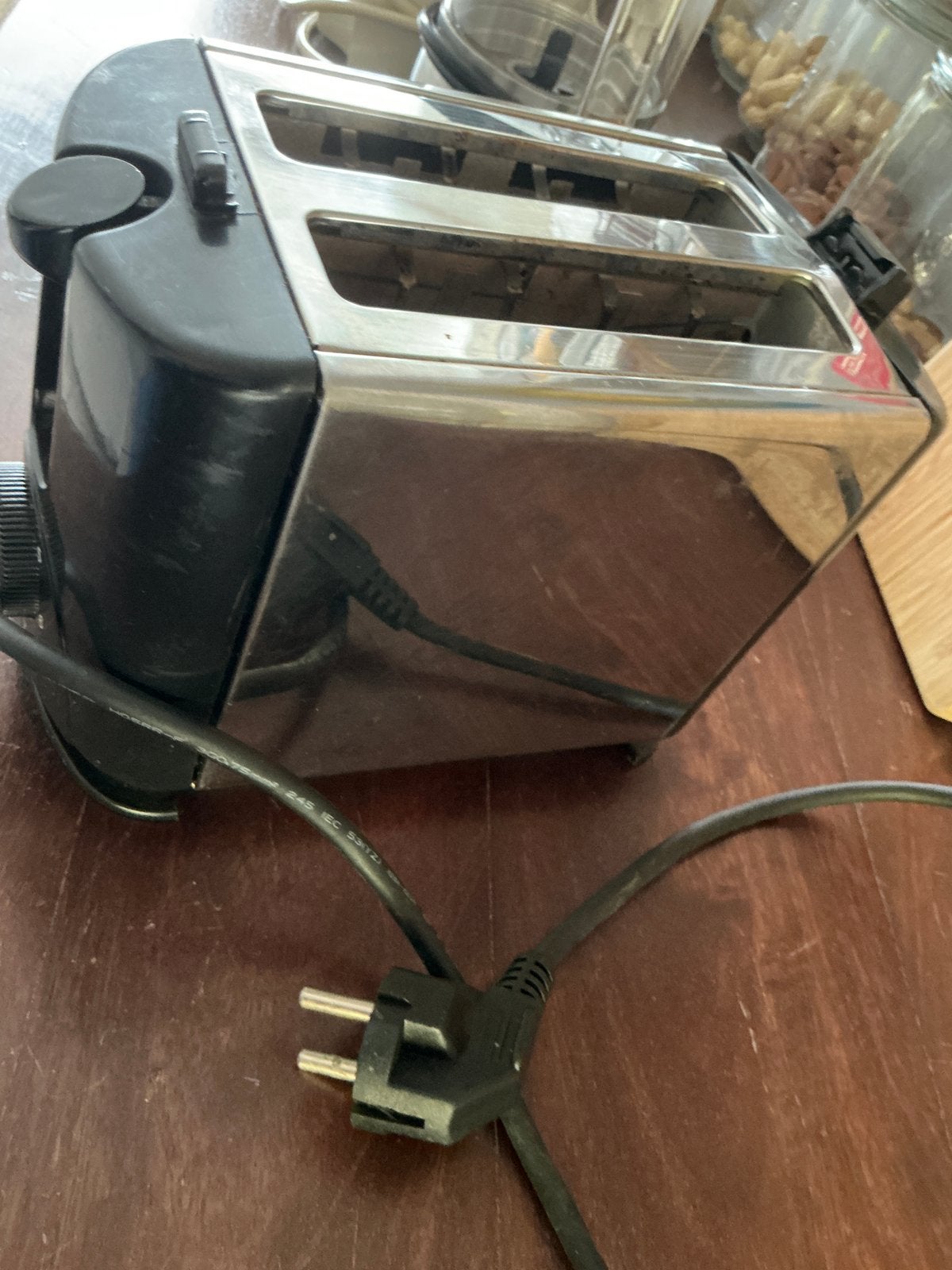 Petit grille-pain, marque : Navarini, Electroménager, Grille-pain, Enlèvement, Utilisé, Ramasse-miettes amovible