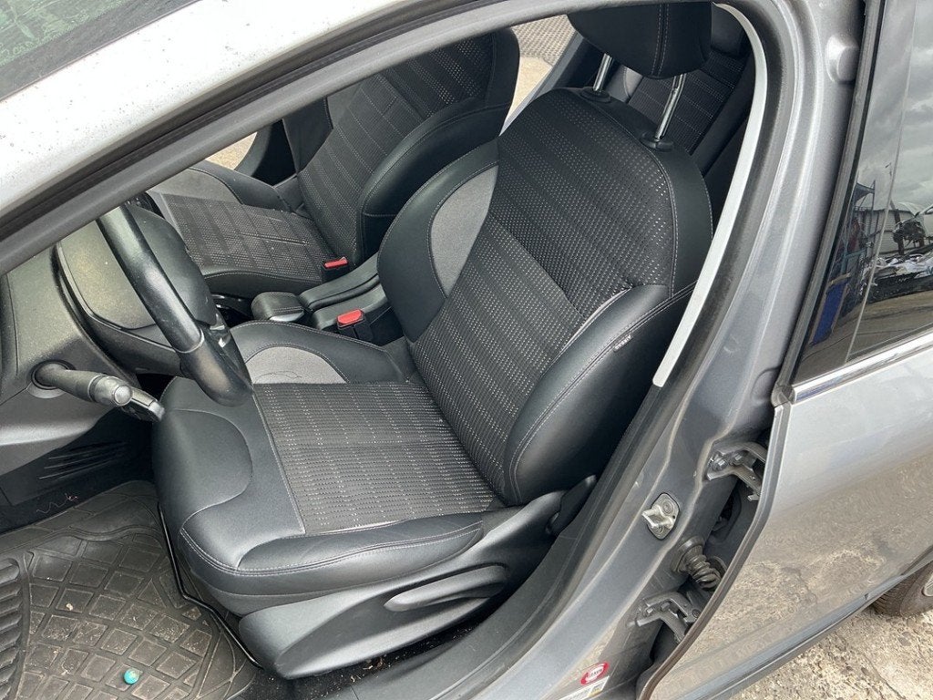 STOEL LINKS VOOR Peugeot 2008 (CU) (01-2013/12-2019), Auto-onderdelen, Kontakt-peugeot@peugeot.com, Gebruikt, Peugeot Deutschland GmbH