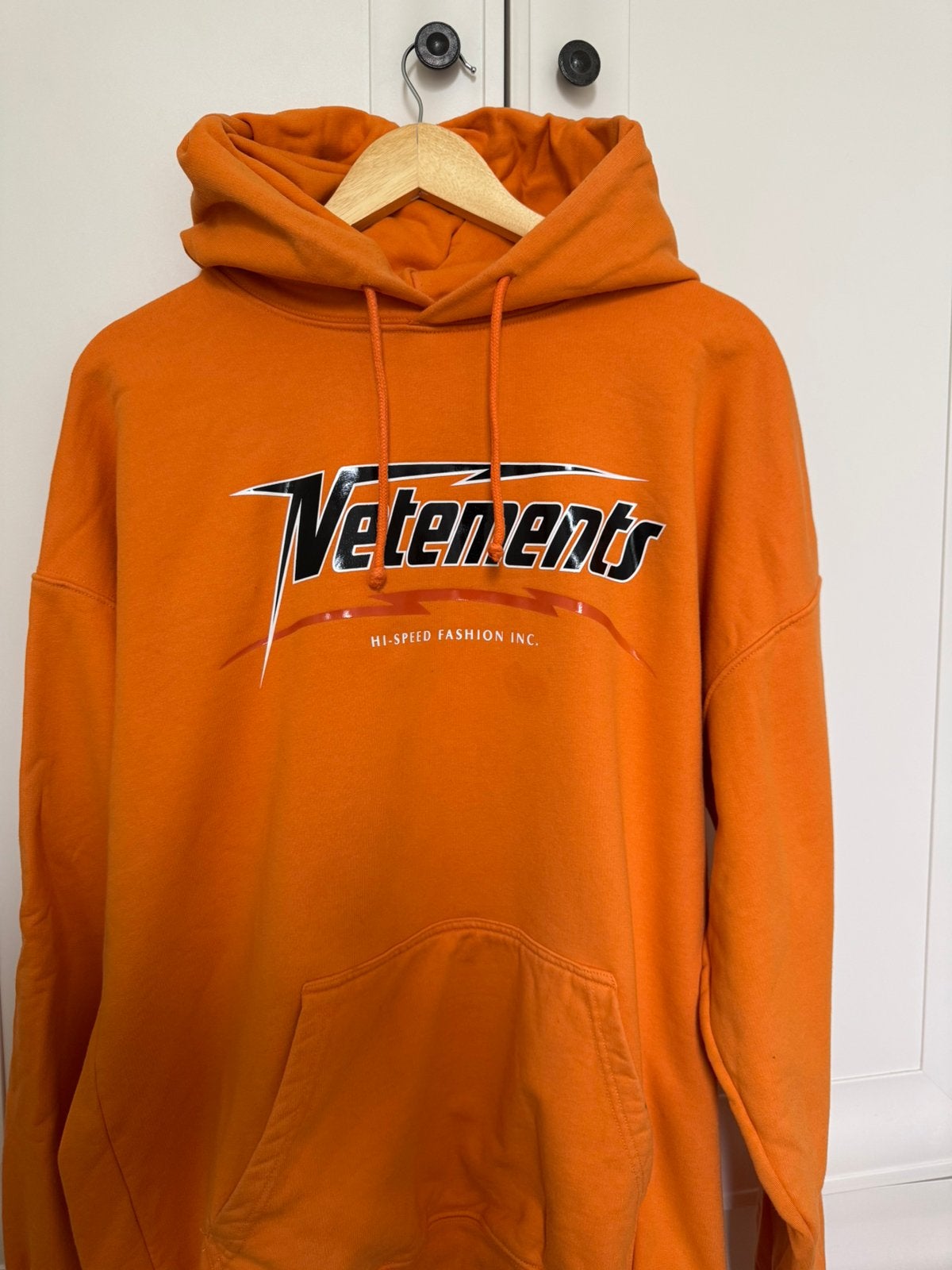 Vetements Hoodie, Vêtements | Hommes, Pulls & Vestes, Enlèvement, Comme neuf, Taille 46 (S) ou plus petite, Orange