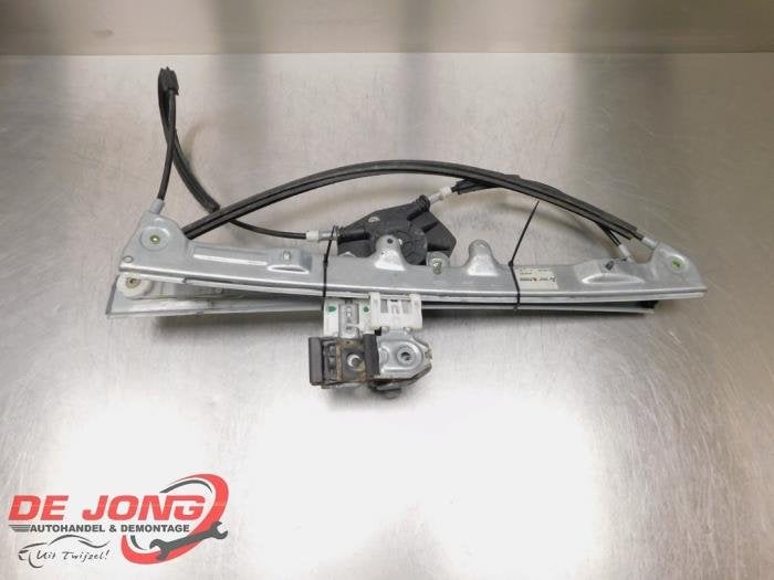 Mécanique vitre 2portes avant gauche d'un Mitsubishi Colt, -, 3 mois de garantie, Utilisé, Mitsubishi
