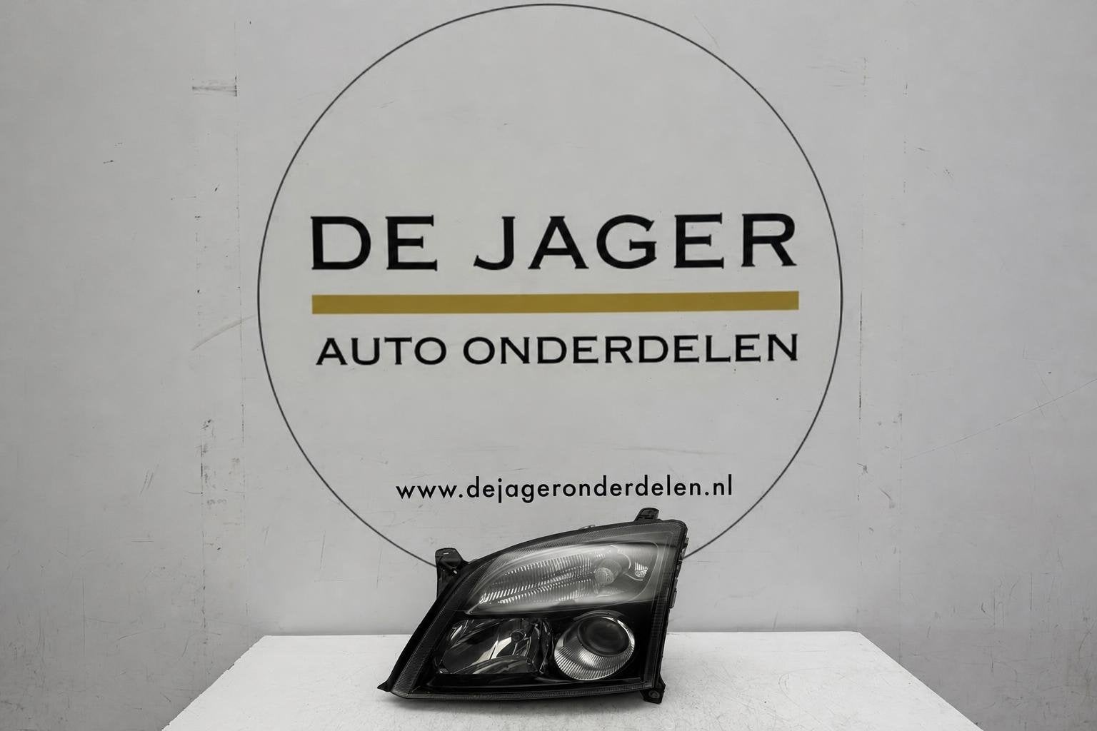 Phare x non gauche complet Opel Vectra C 15588700, Autos : Pièces & Accessoires, Opel Automobile GmbH, Opel, Bahnhofsplatz 1
65423  Russelsheim am Main, DE