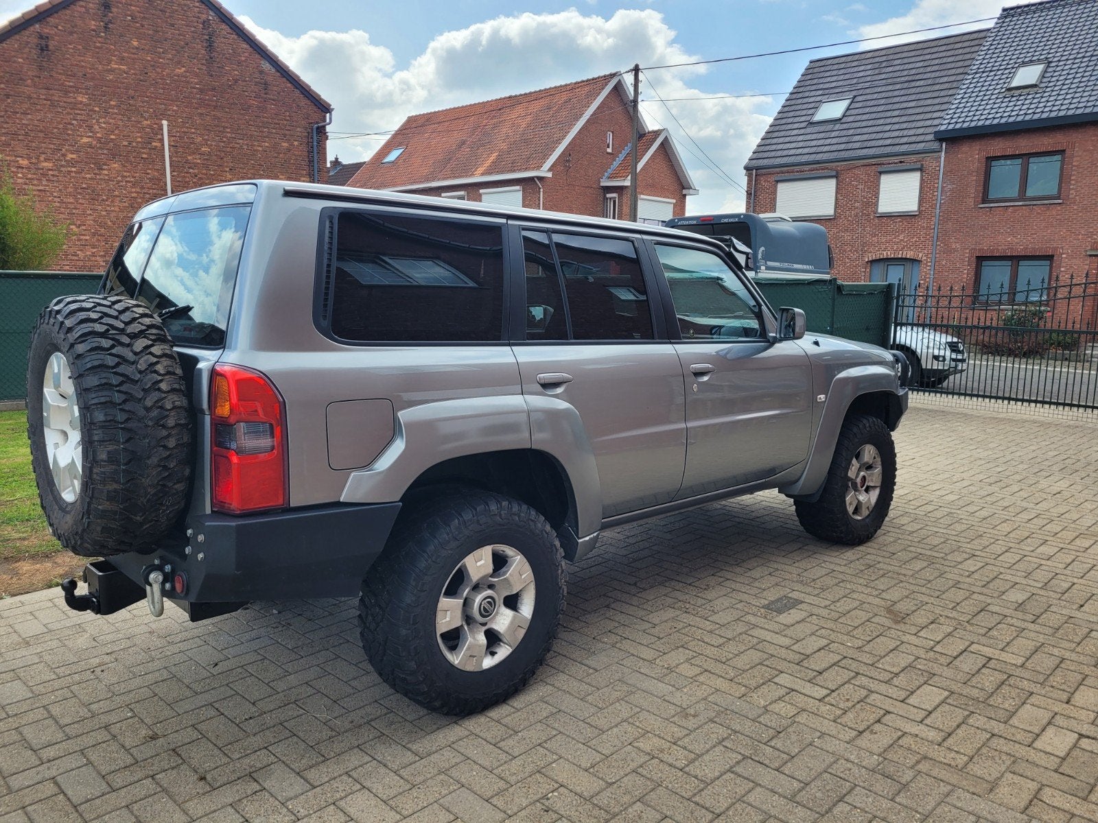 nissan patrol gu4, Auto's, Nissan, 4 deurs, Stof, 4 cilinders, Patrol