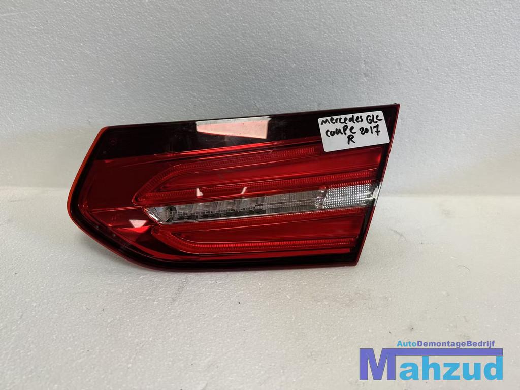 MERCEDES GLC Coupe C253 Rechts binnen achterlicht 2016+, Mercedes-Benz AG, Mercedes-Benz, Utilisé, Mercedesstrasse 120
70372  Stuttgart, DE